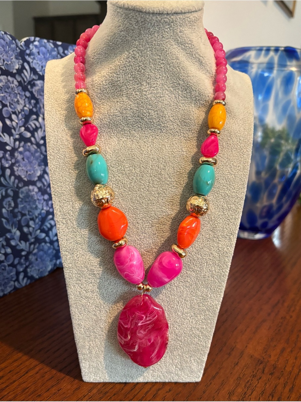 Colorful Pink Multi-Stone Acrylic Statement Necklace - Women Jewelry